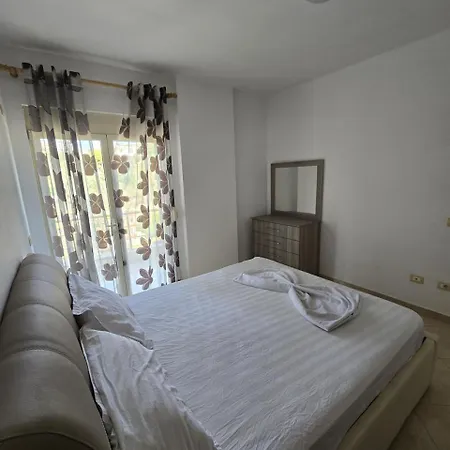 아파트 Aron's 38, 6th Floor Durrës